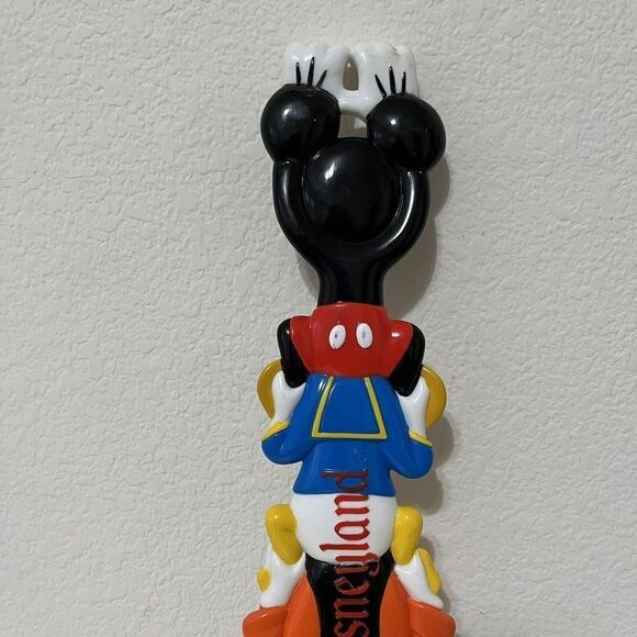 Vintage Disneyland Resort Back Scratcher Mickey Mouse Donald Duck Goofy 15" - Picture 7 of 9
